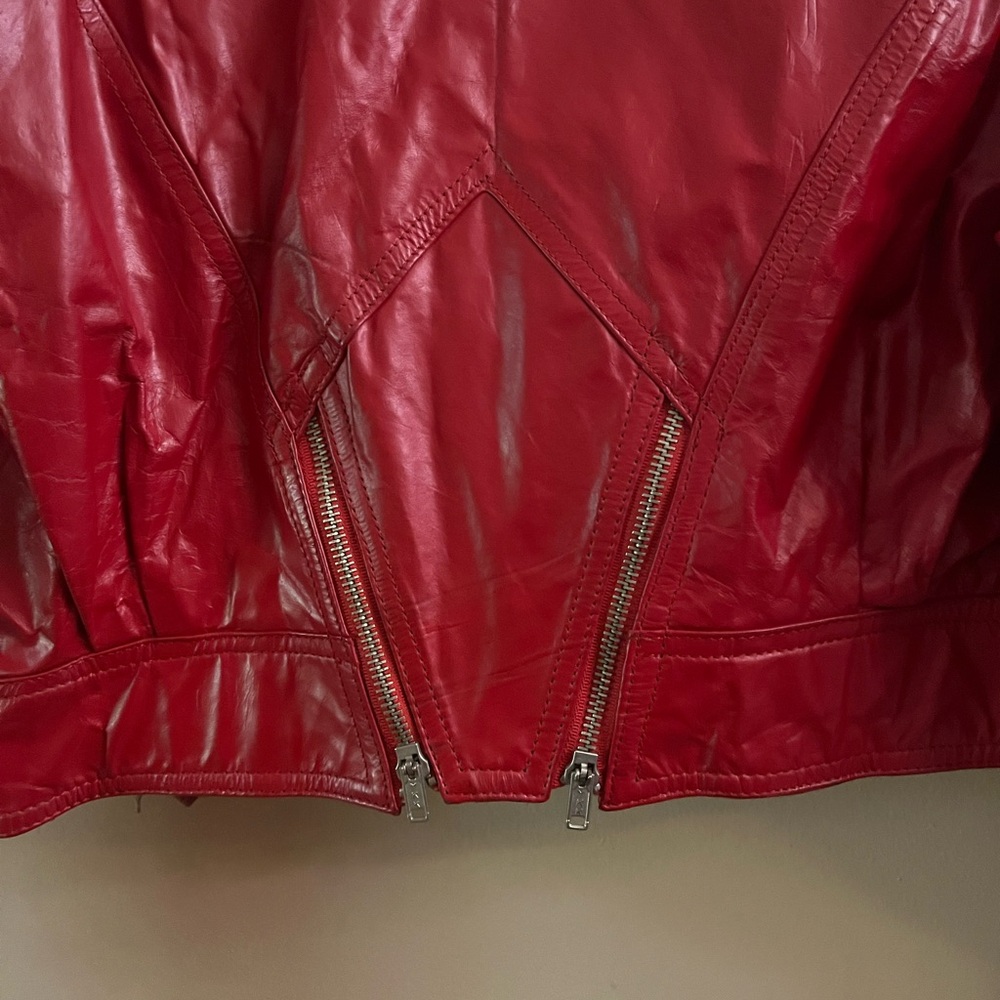 Vintage 80s genuine leather woman’s IOU red biker jacket - Picture 7 of 13